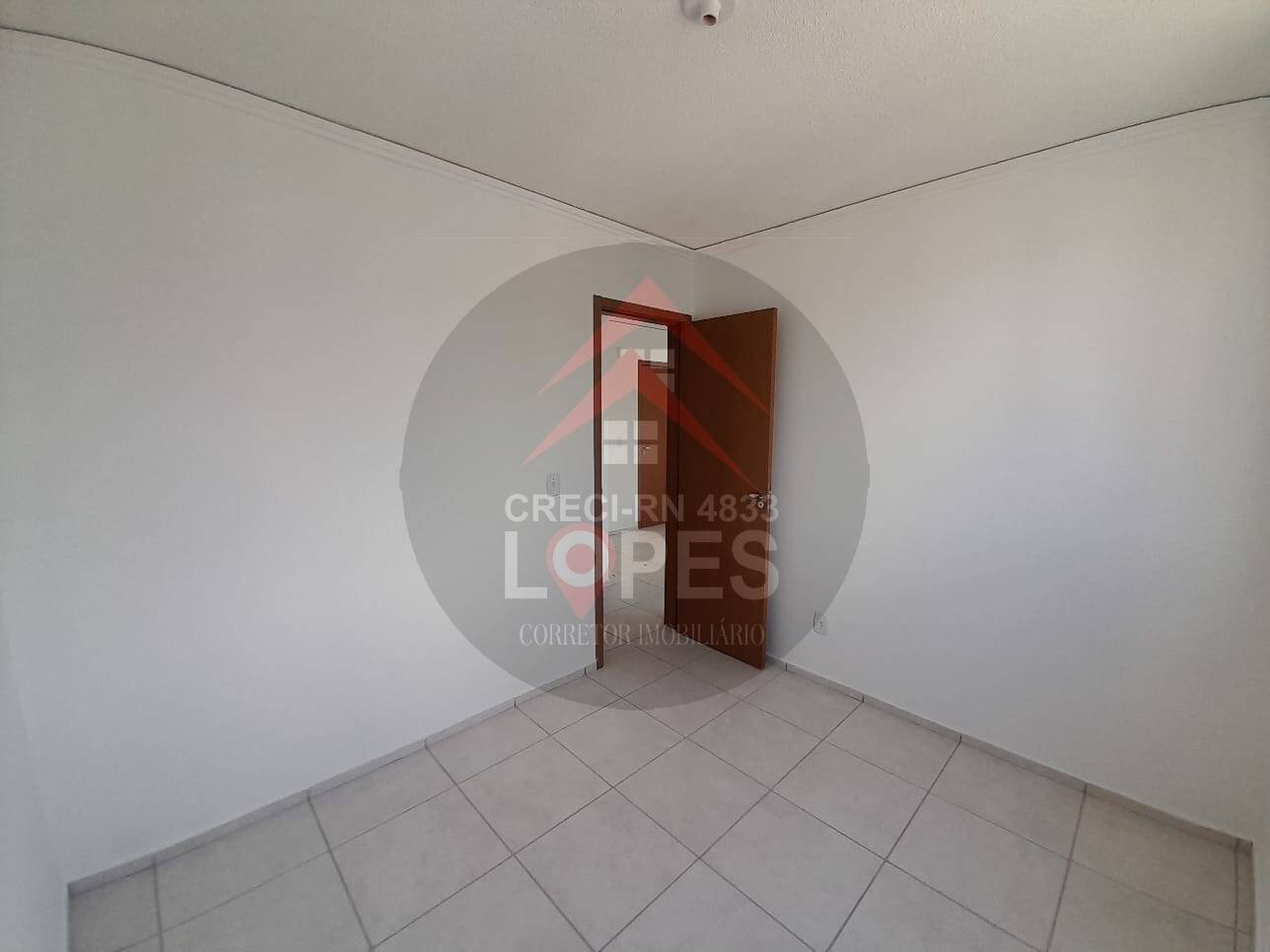 Apartamento à venda com 2 quartos, 63m² - Foto 3