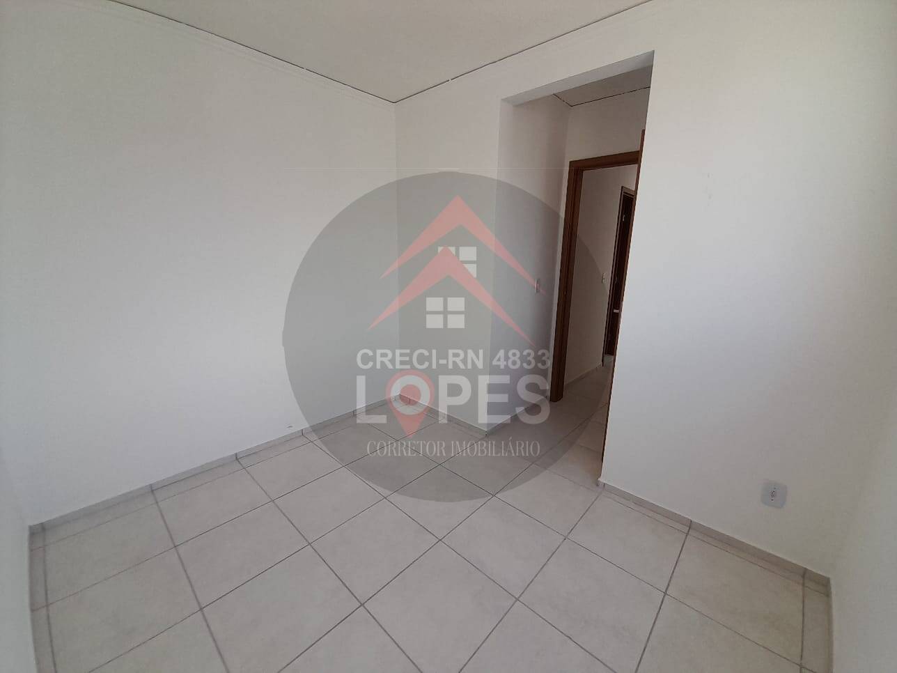 Apartamento à venda com 2 quartos, 63m² - Foto 2