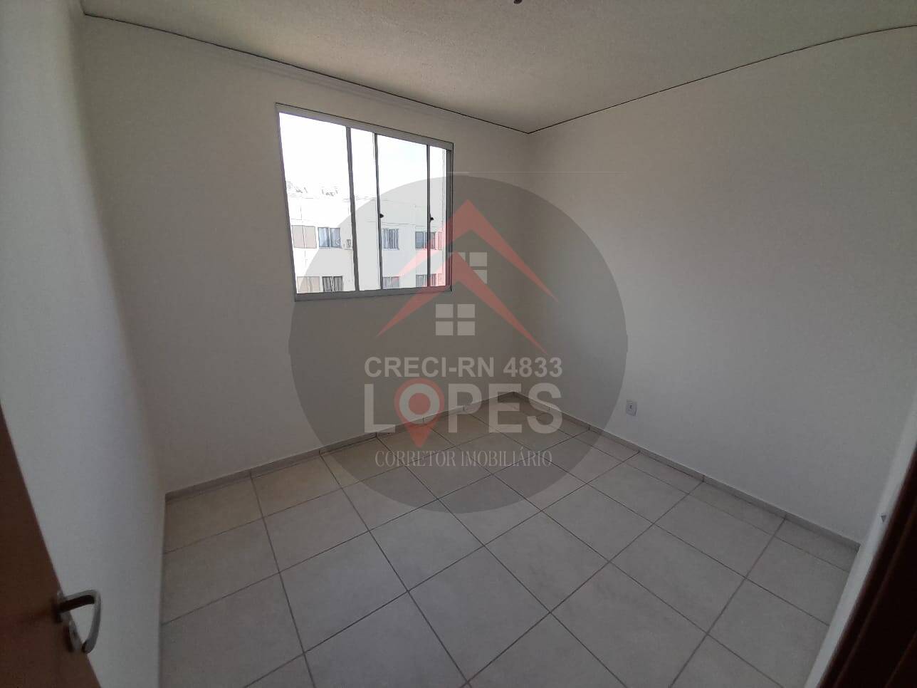 Apartamento à venda com 2 quartos, 63m² - Foto 4