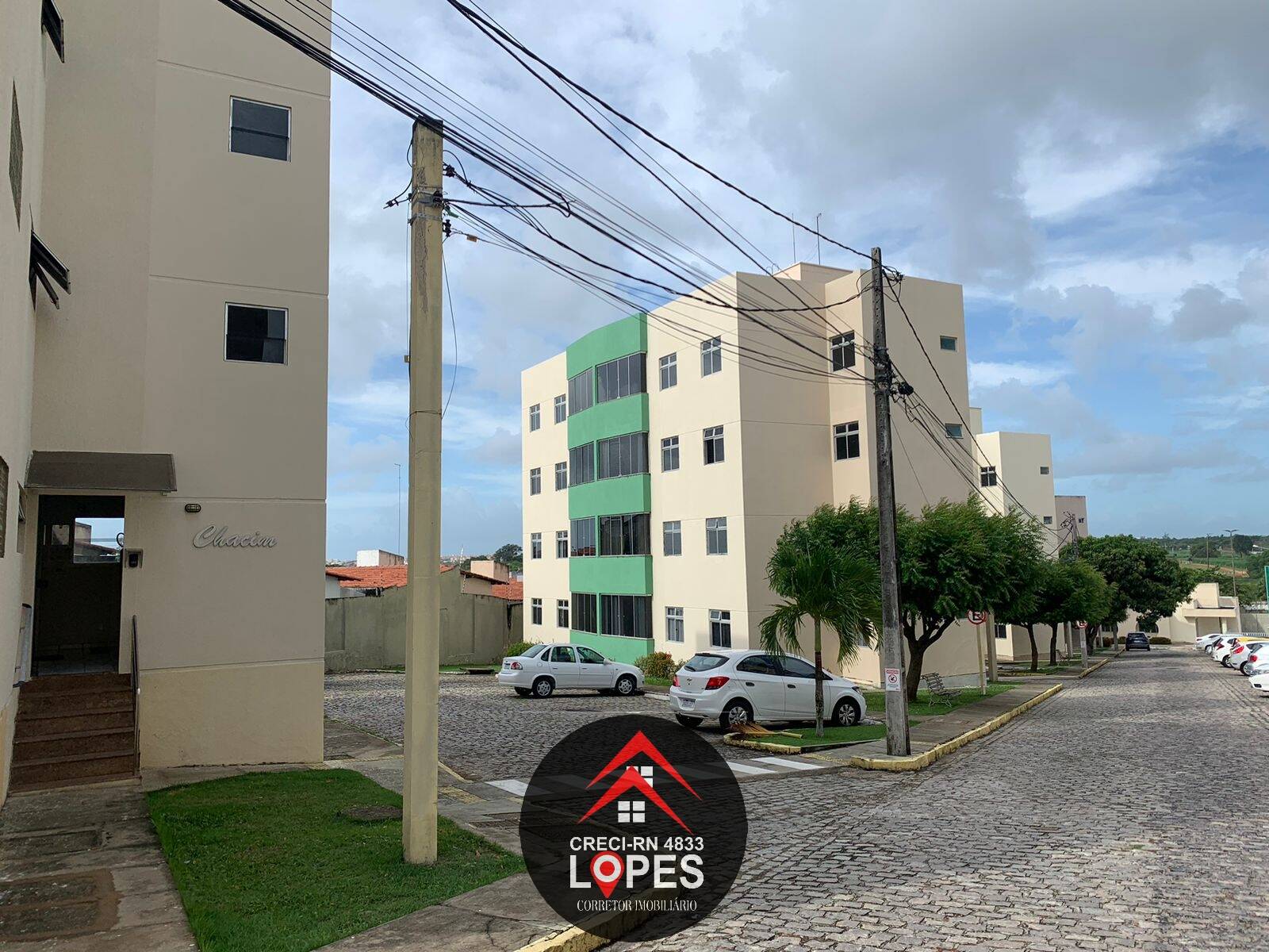 Apartamento à venda e aluguel com 3 quartos, 75m² - Foto 2