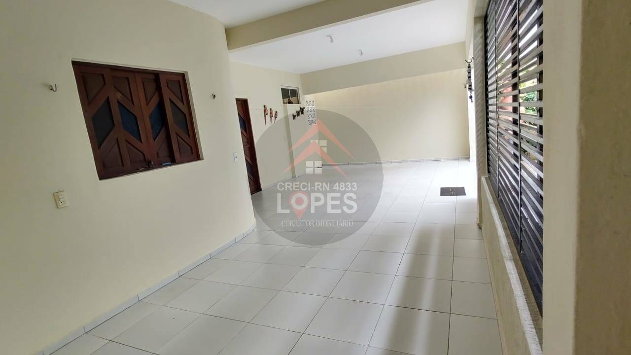 Casa à venda com 5 quartos, 200m² - Foto 5