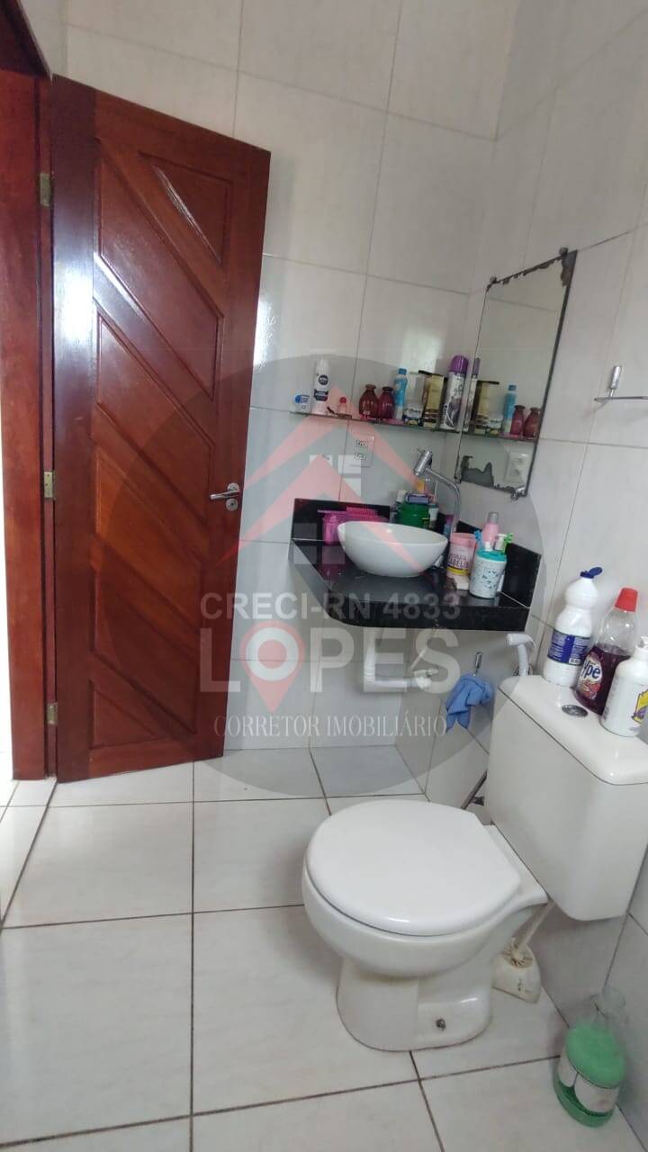 Casa à venda com 5 quartos, 200m² - Foto 15