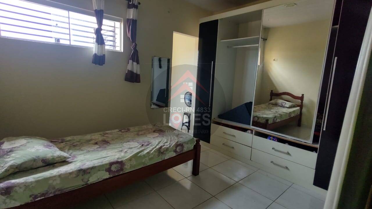 Casa à venda com 5 quartos, 200m² - Foto 18