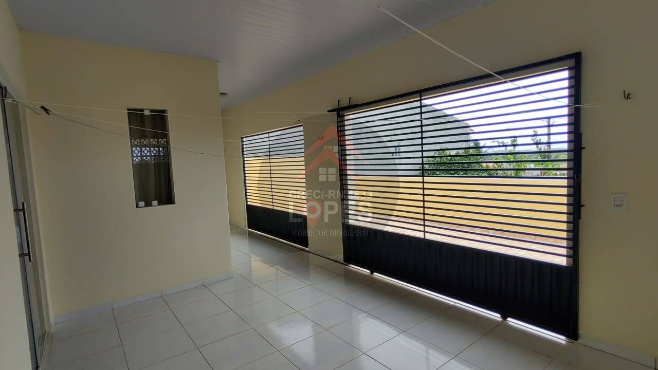 Casa à venda com 5 quartos, 200m² - Foto 24