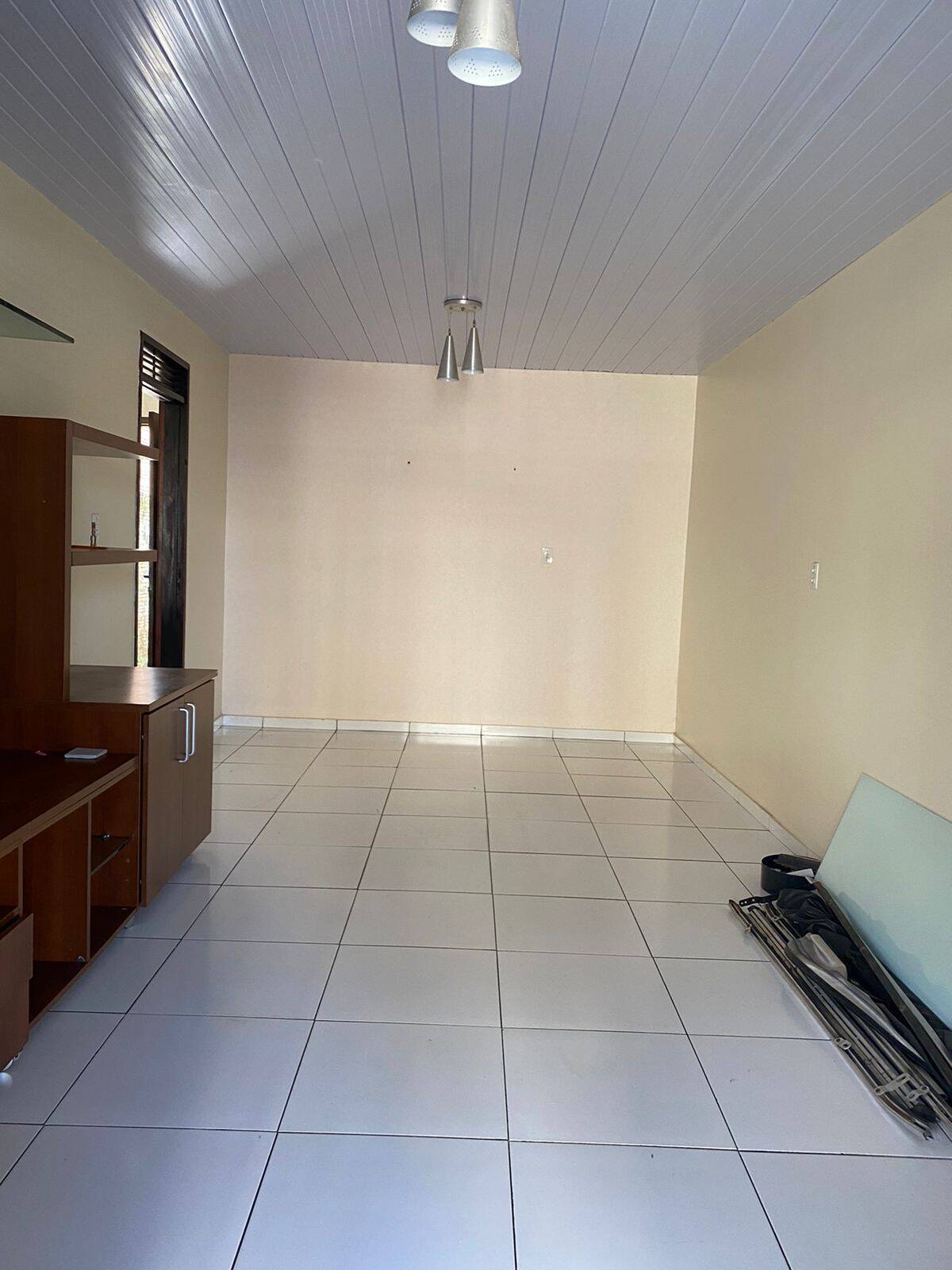 Casa à venda com 2 quartos, 250m² - Foto 6