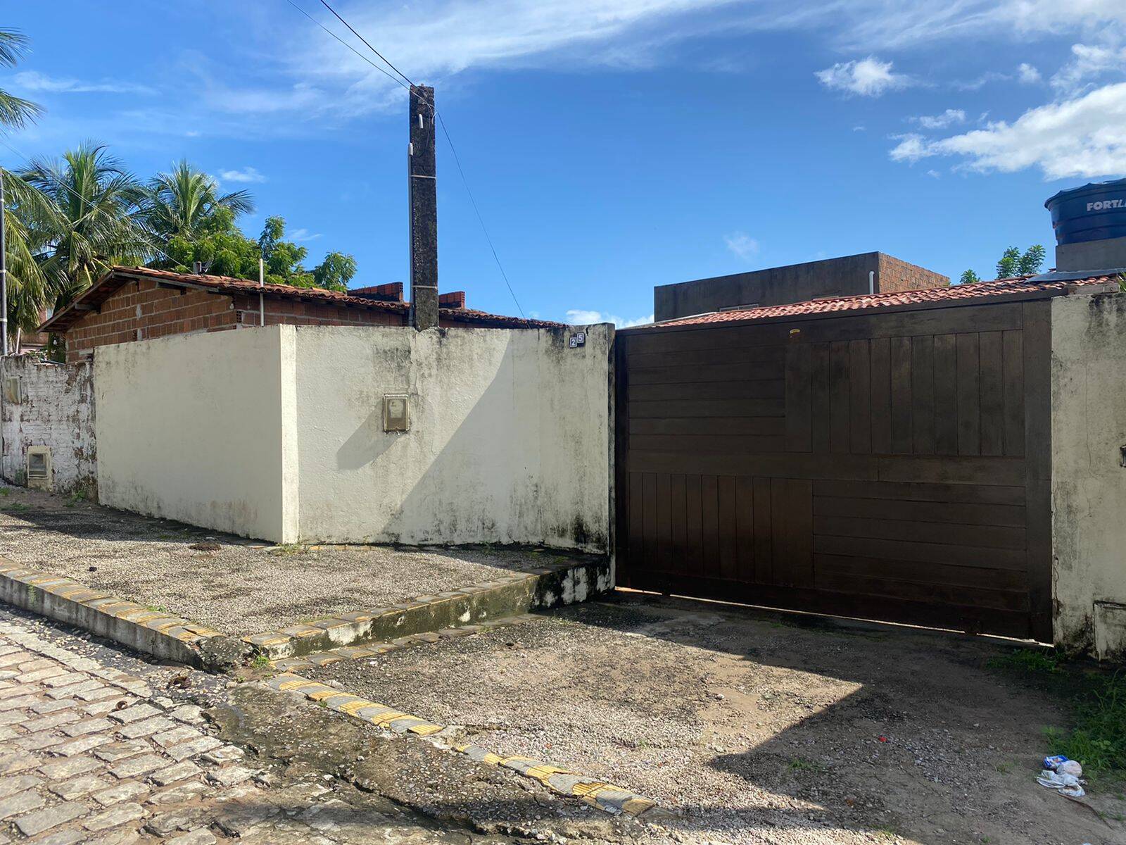 Casa à venda com 2 quartos, 250m² - Foto 7