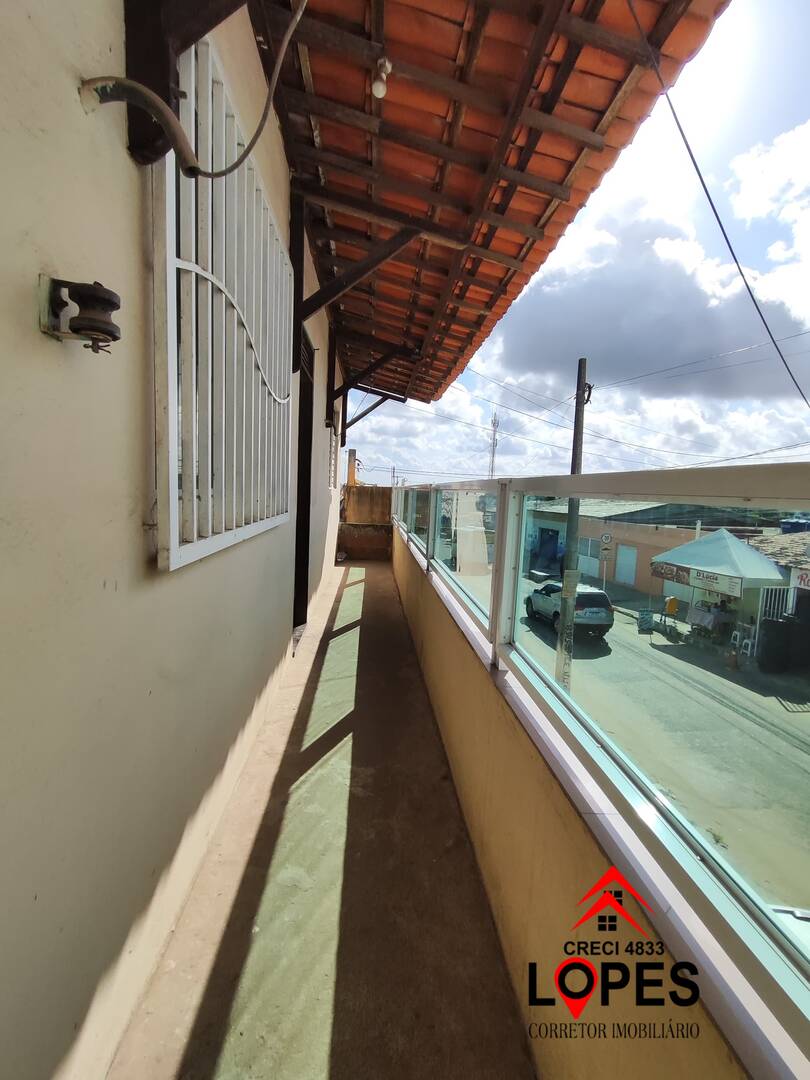 Casa à venda com 5 quartos, 500m² - Foto 1