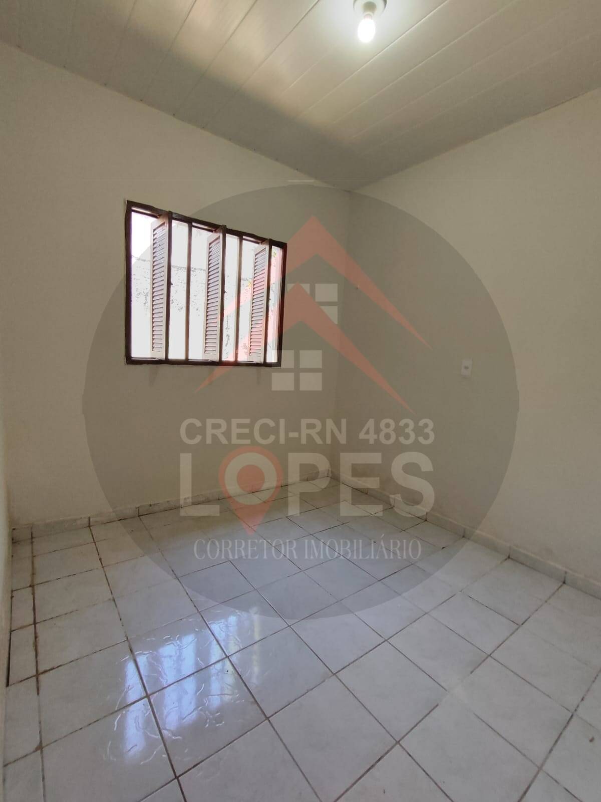 Casa à venda com 2 quartos, 150m² - Foto 6