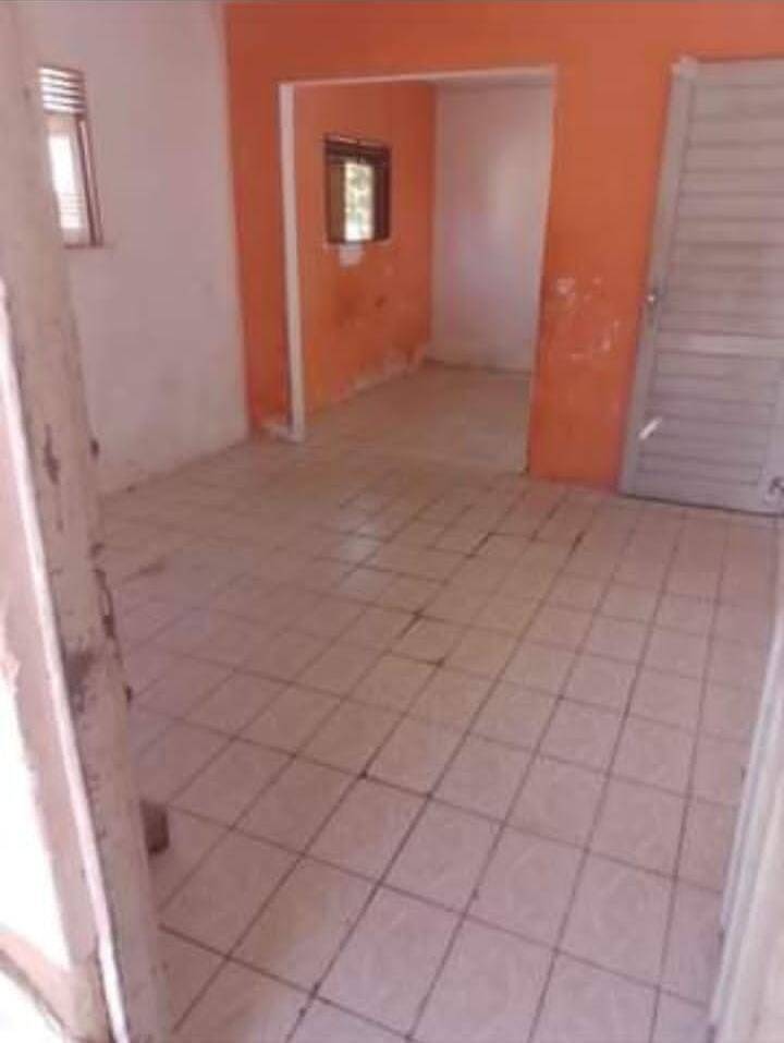 Casa à venda com 2 quartos, 200m² - Foto 11