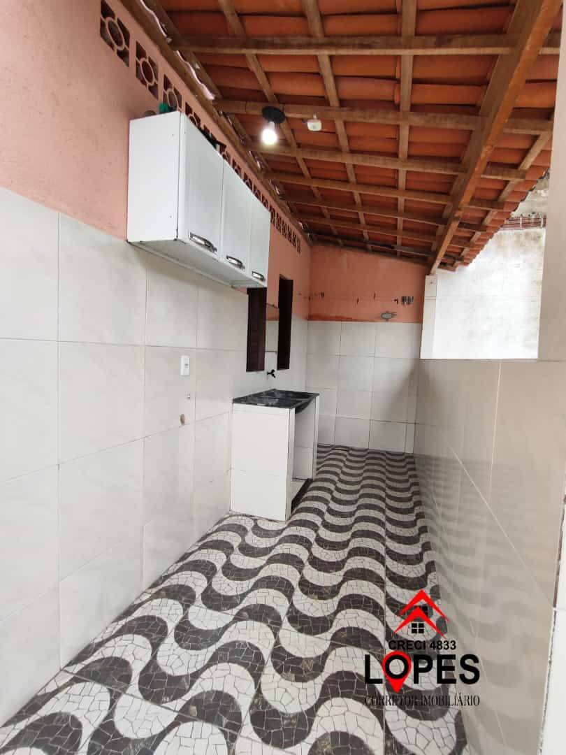 Casa à venda com 2 quartos, 150m² - Foto 6