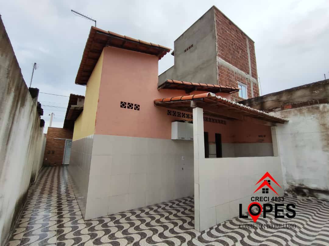 Casa à venda com 2 quartos, 150m² - Foto 2