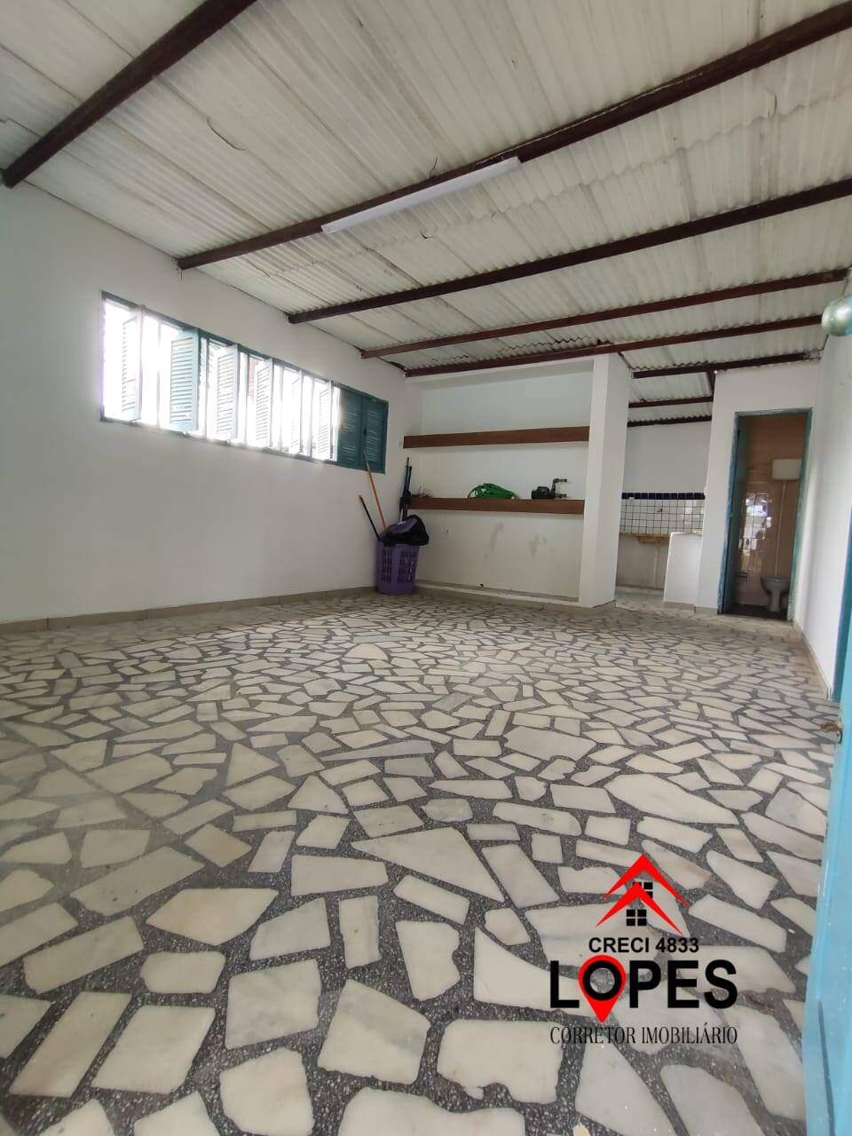 Casa à venda com 2 quartos, 600m² - Foto 7