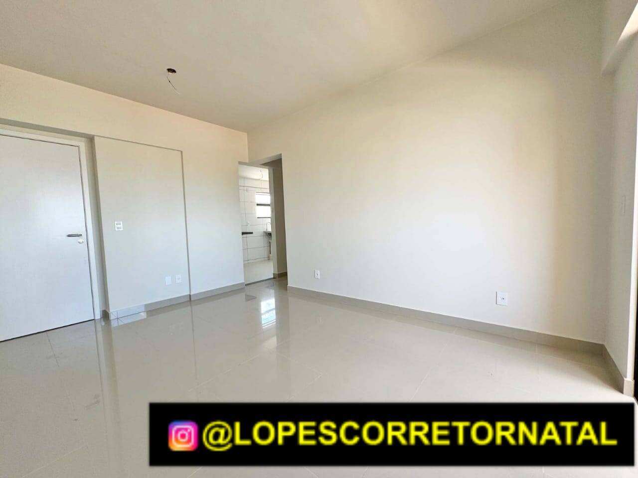 Apartamento à venda com 3 quartos, 75m² - Foto 5