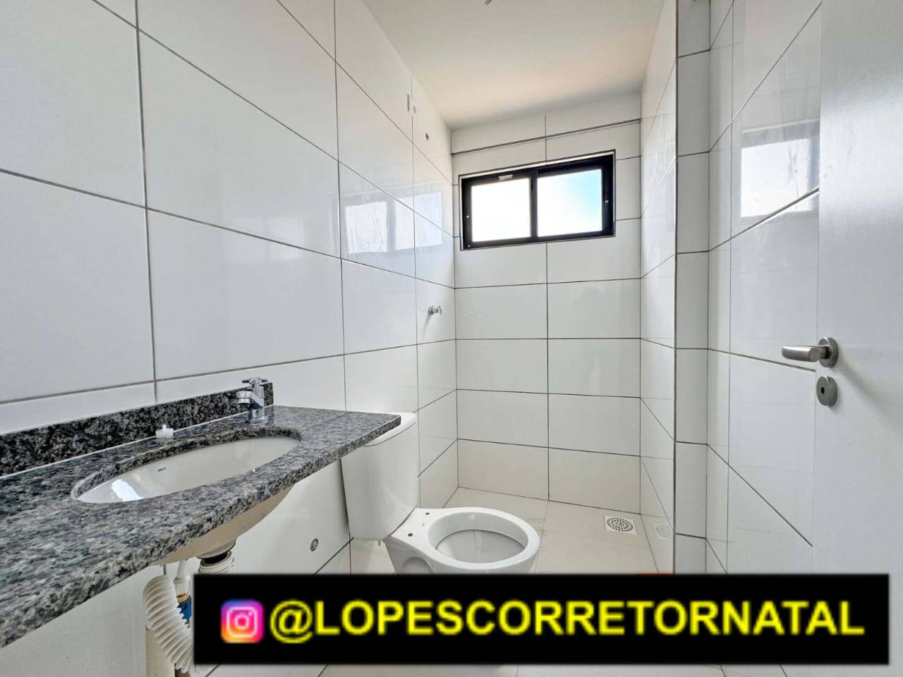 Apartamento à venda com 3 quartos, 75m² - Foto 4