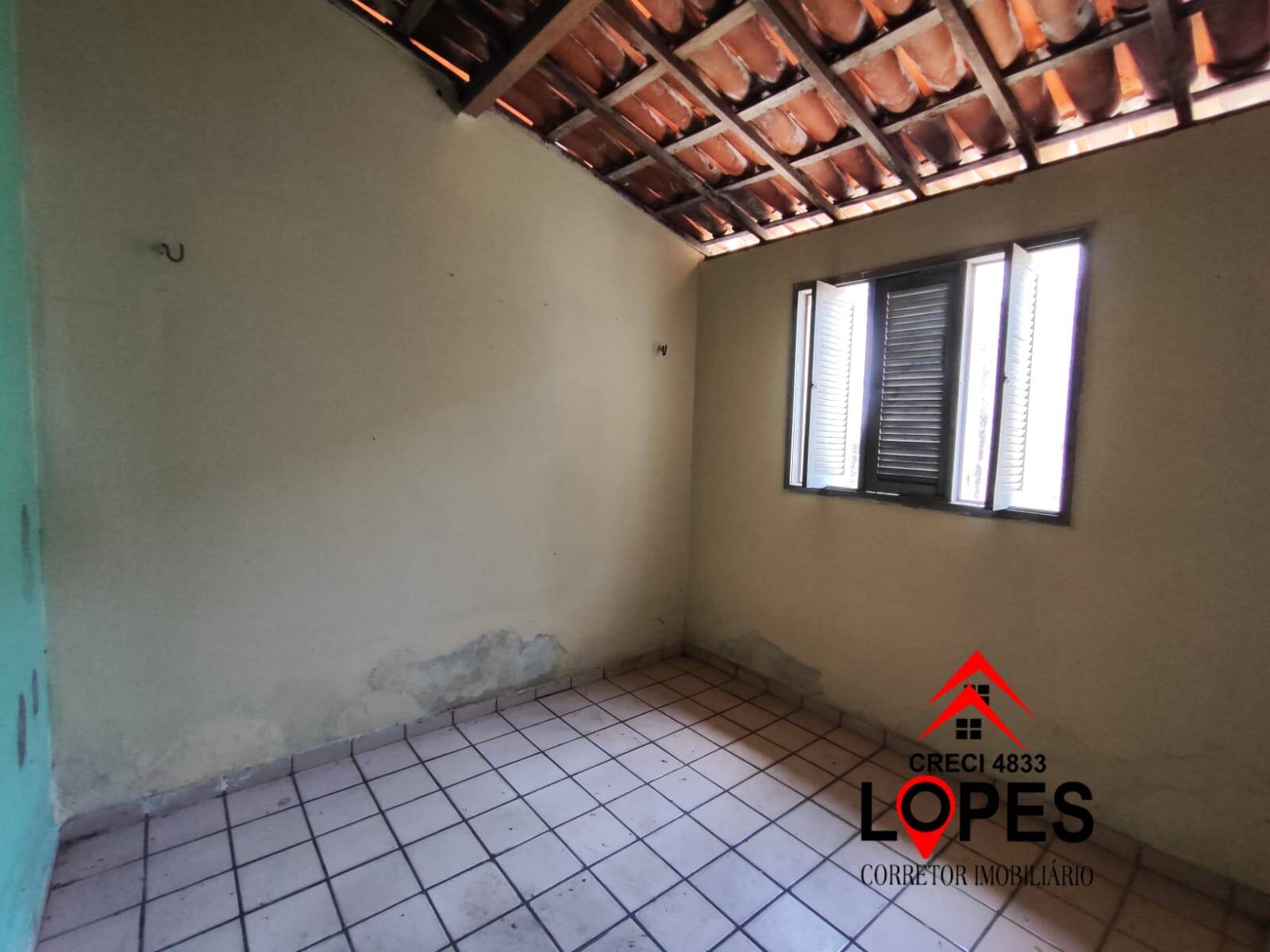 Casa à venda com 3 quartos, 150m² - Foto 4