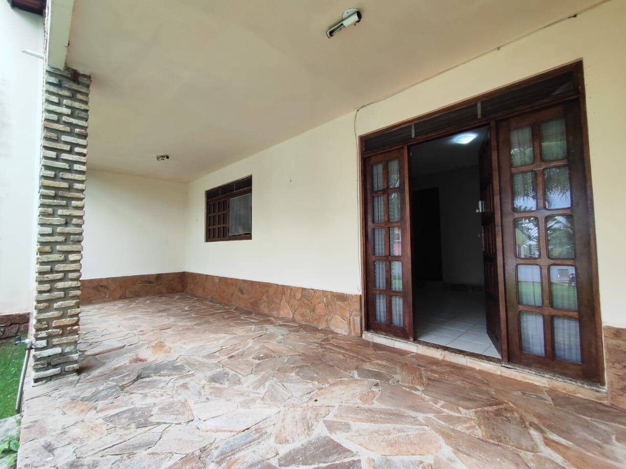 Casa à venda com 3 quartos, 200m² - Foto 5