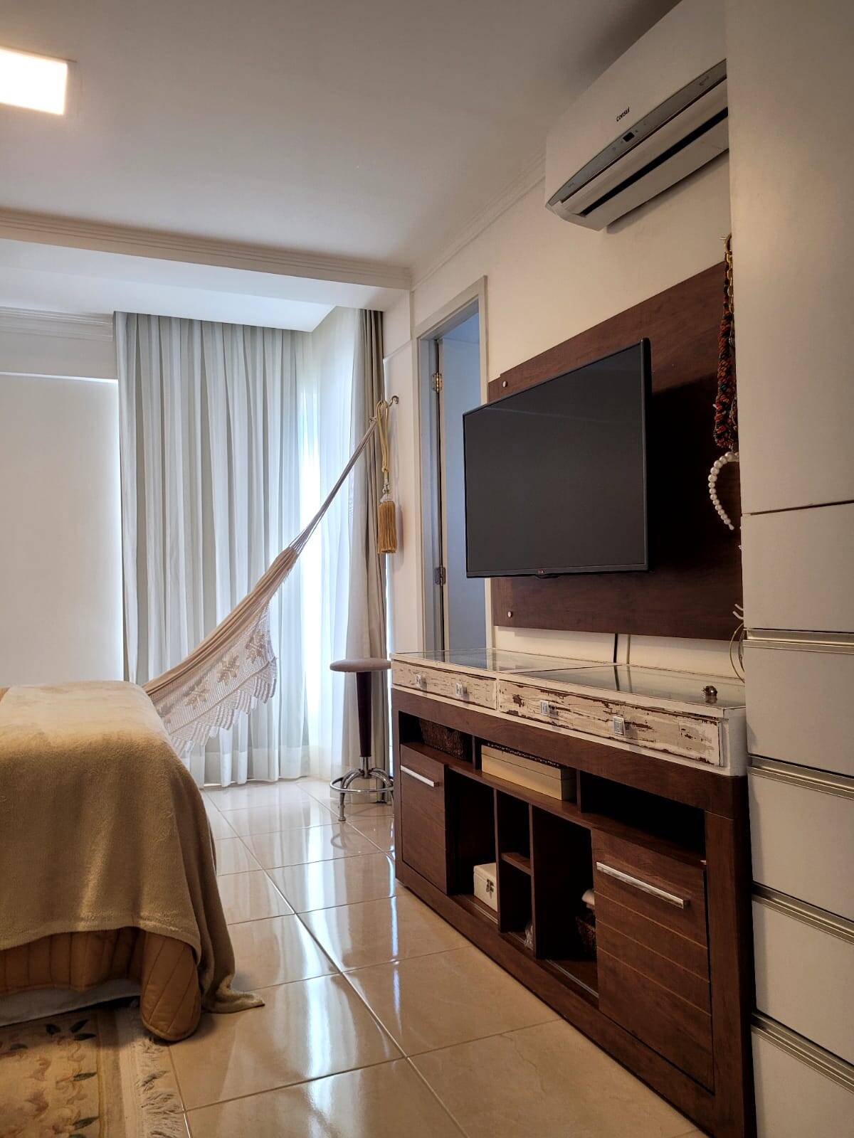 Apartamento à venda com 3 quartos - Foto 4