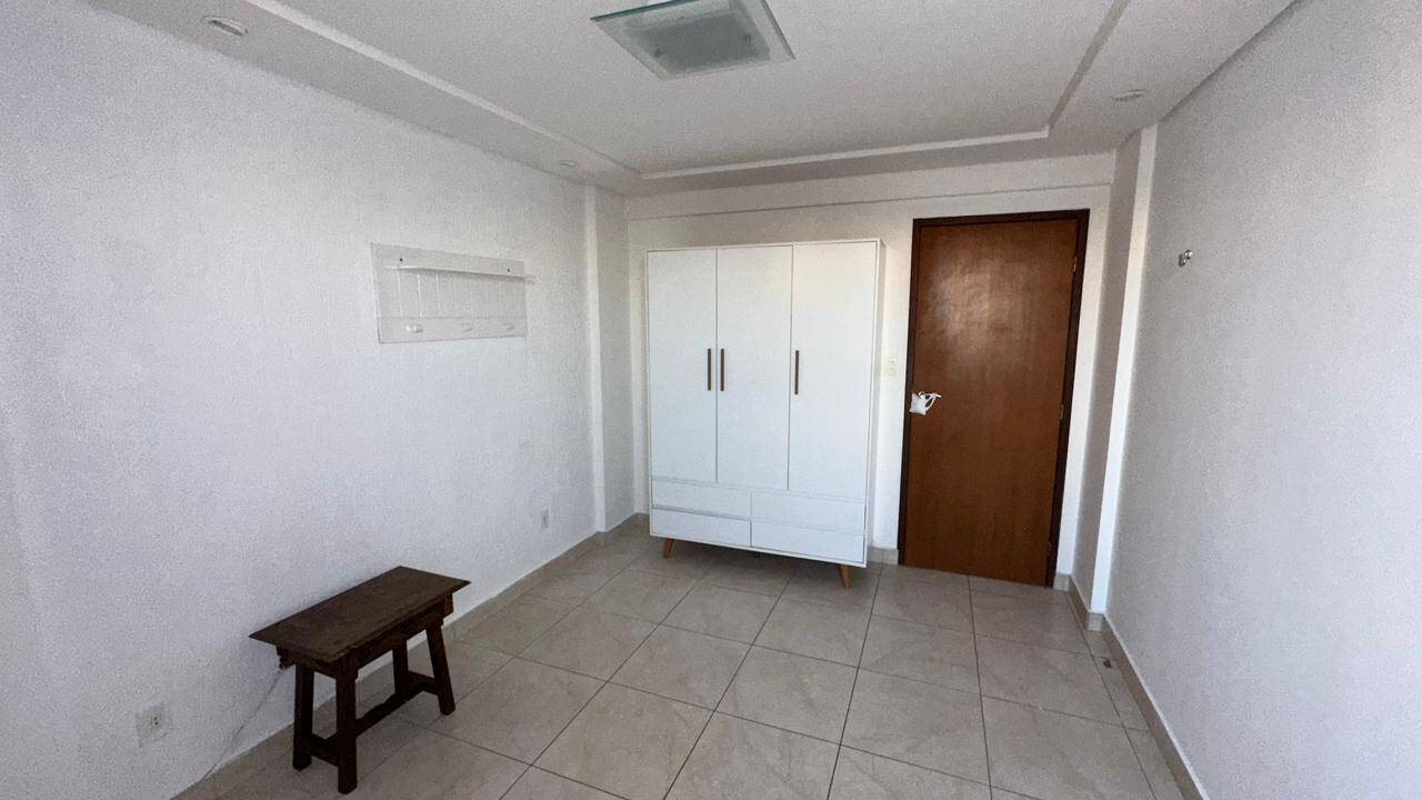 Apartamento à venda com 3 quartos, 168m² - Foto 14