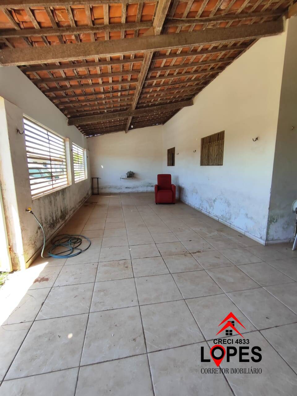 Casa à venda com 3 quartos, 98m² - Foto 6