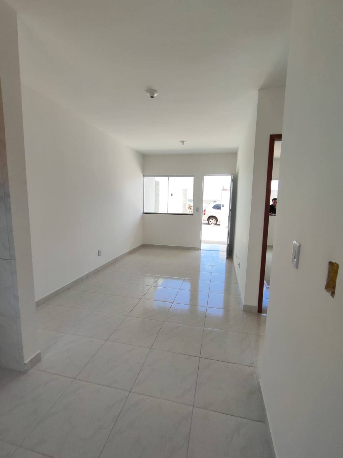 Casa à venda com 2 quartos, 49m² - Foto 4