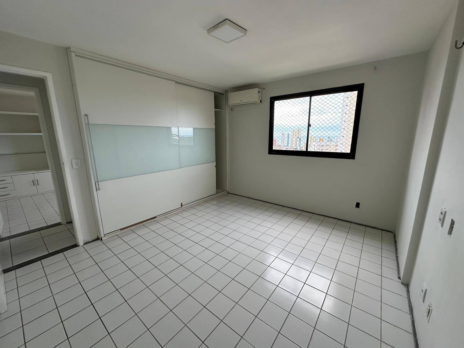 Apartamento para alugar com 3 quartos, 108m² - Foto 3