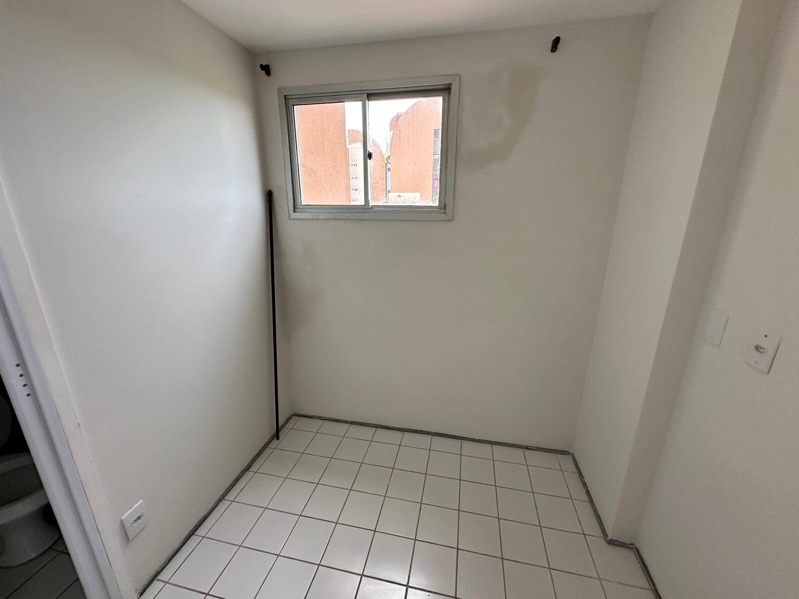 Apartamento para alugar com 3 quartos, 108m² - Foto 8