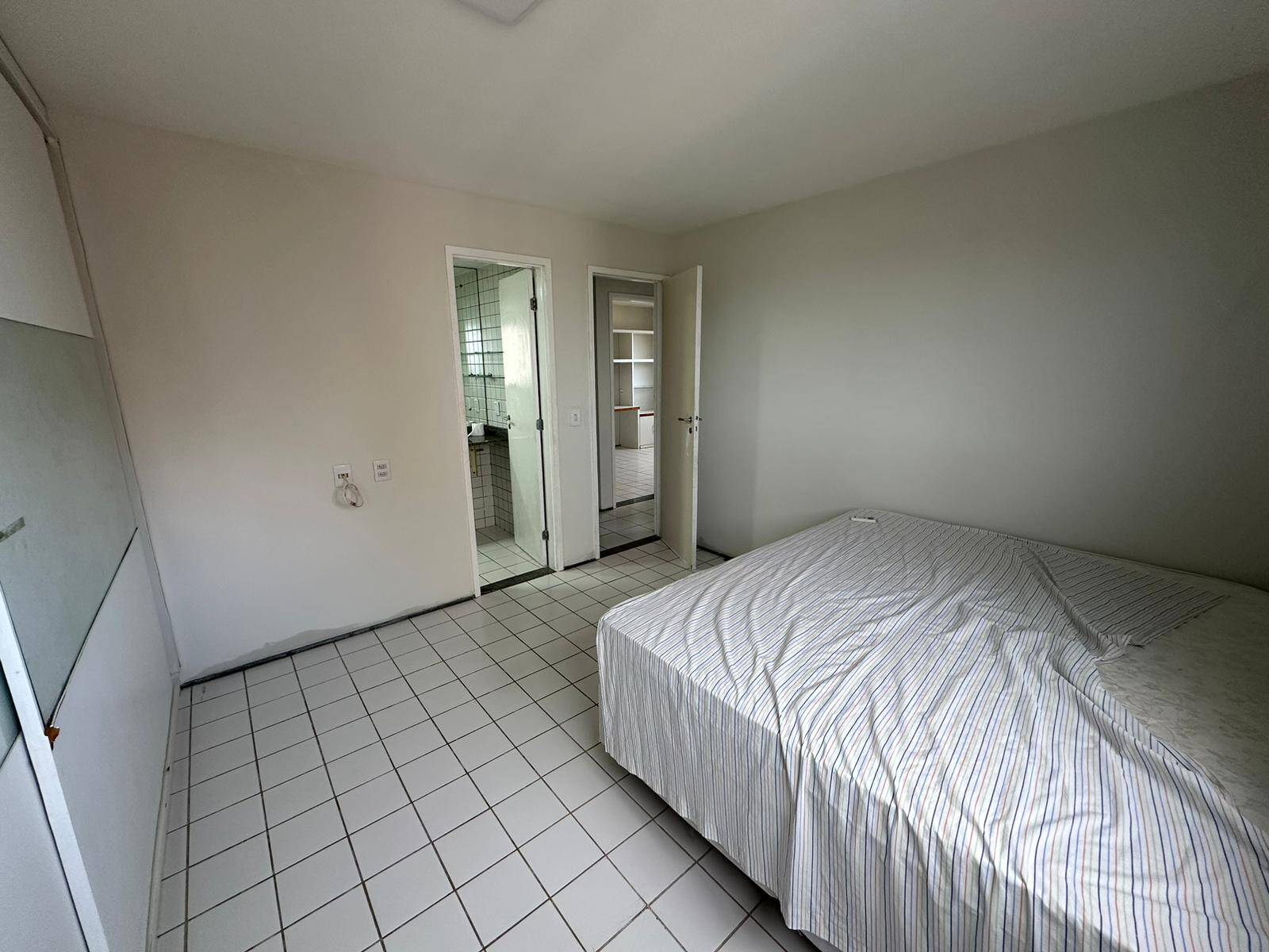 Apartamento para alugar com 3 quartos, 108m² - Foto 9