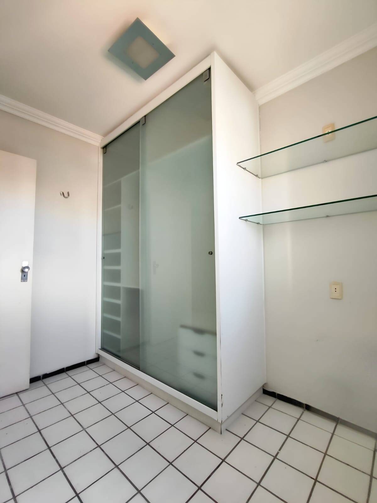 Apartamento à venda com 3 quartos, 80m² - Foto 7