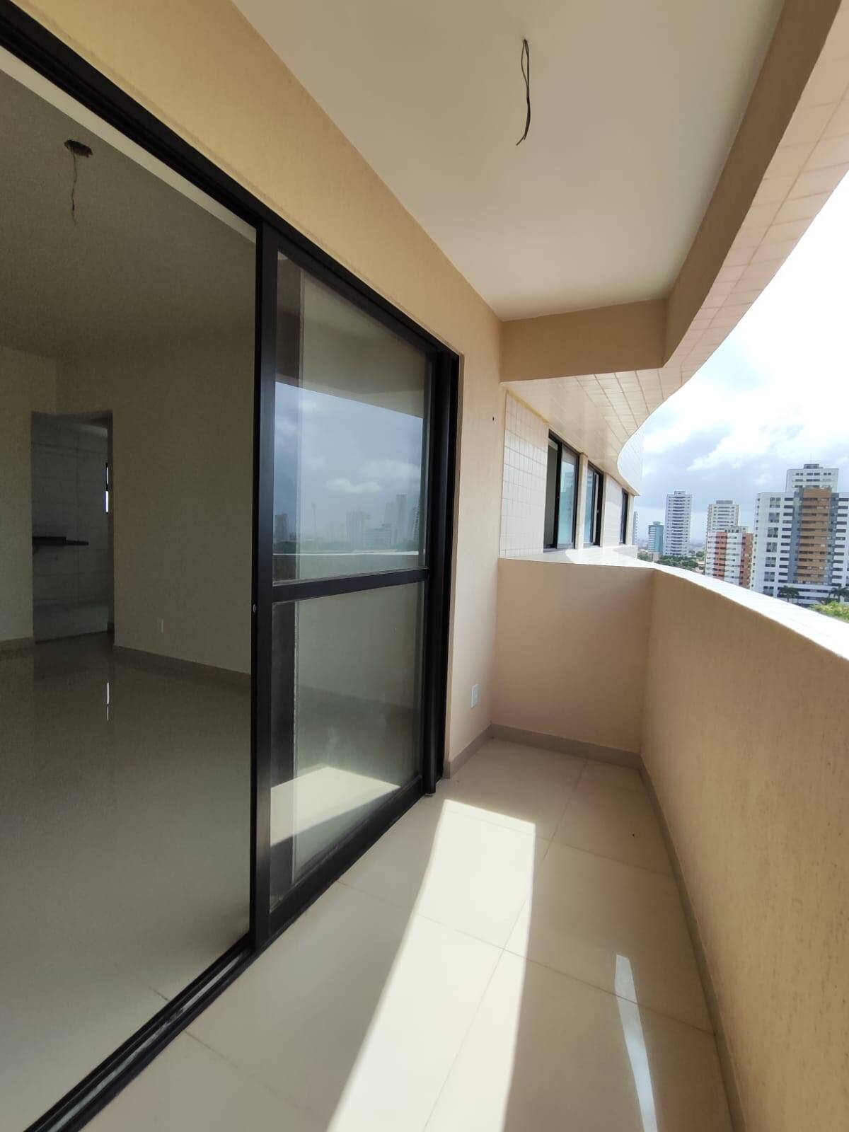 Apartamento à venda com 3 quartos, 75m² - Foto 5