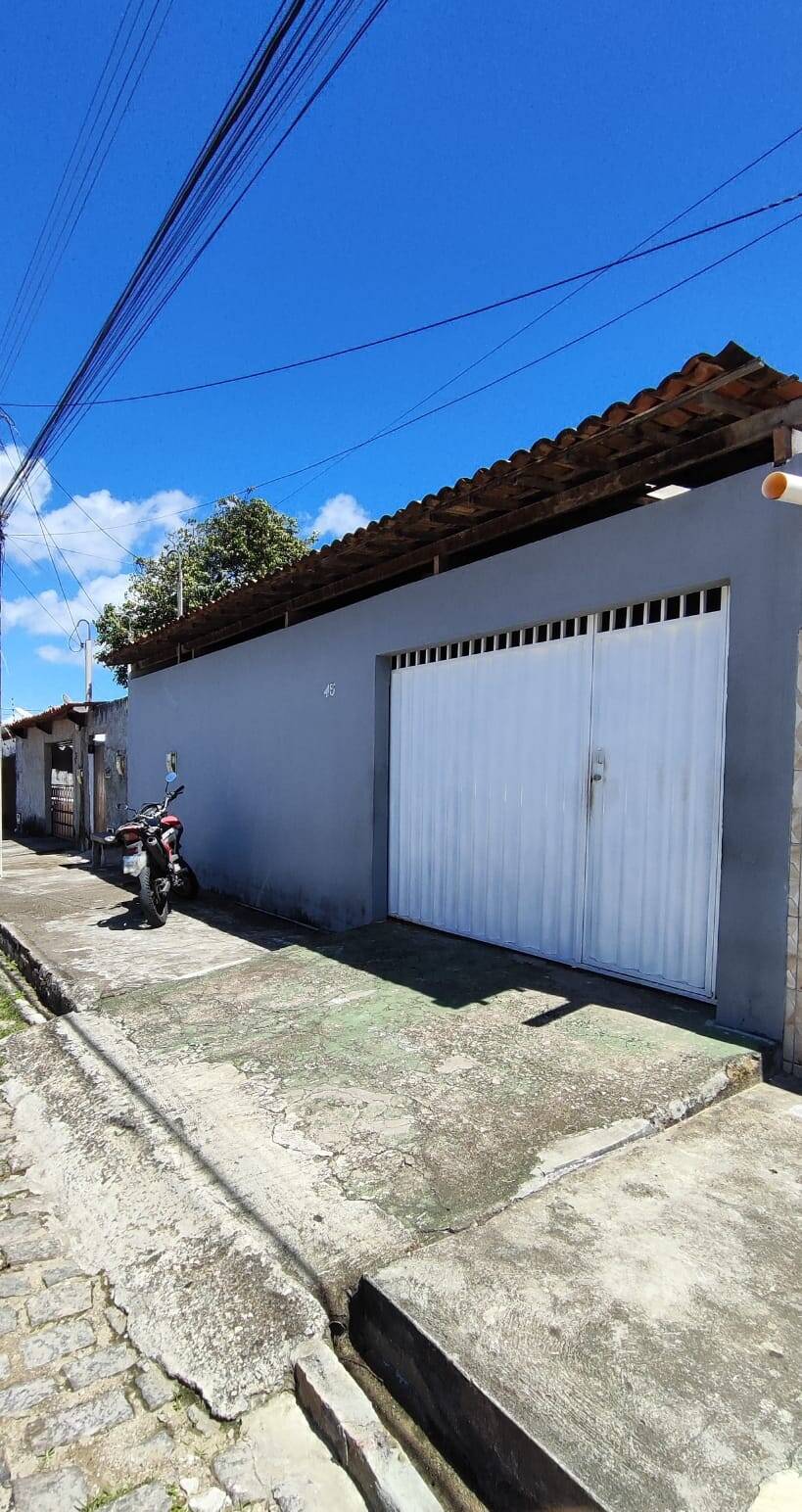 Casa à venda e aluguel com 2 quartos, 96m² - Foto 1