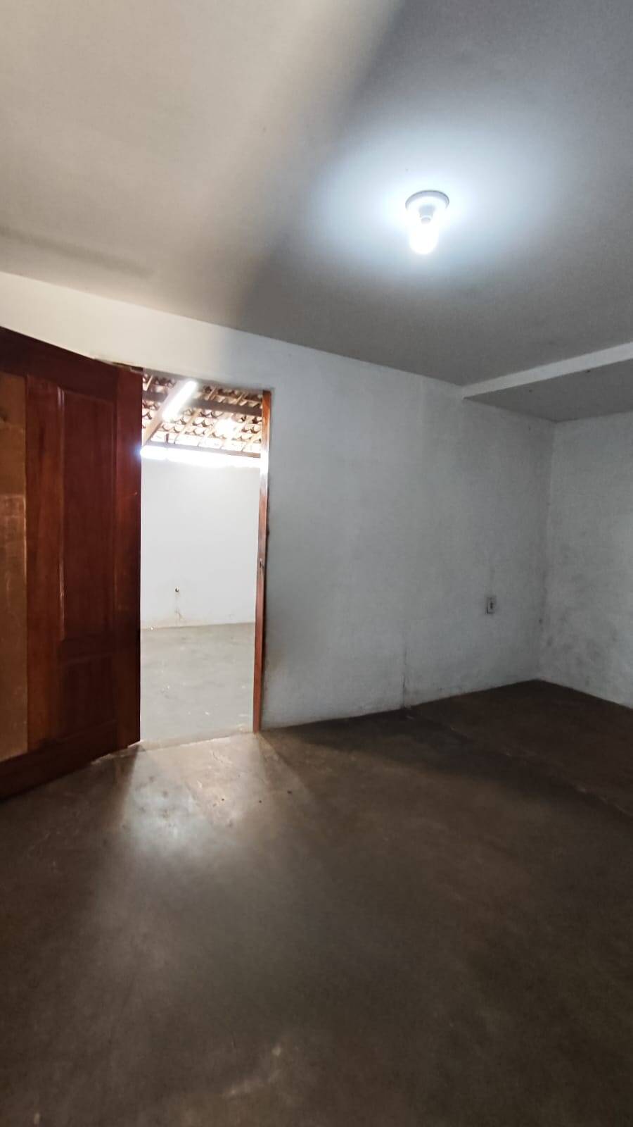 Casa à venda e aluguel com 2 quartos, 96m² - Foto 4