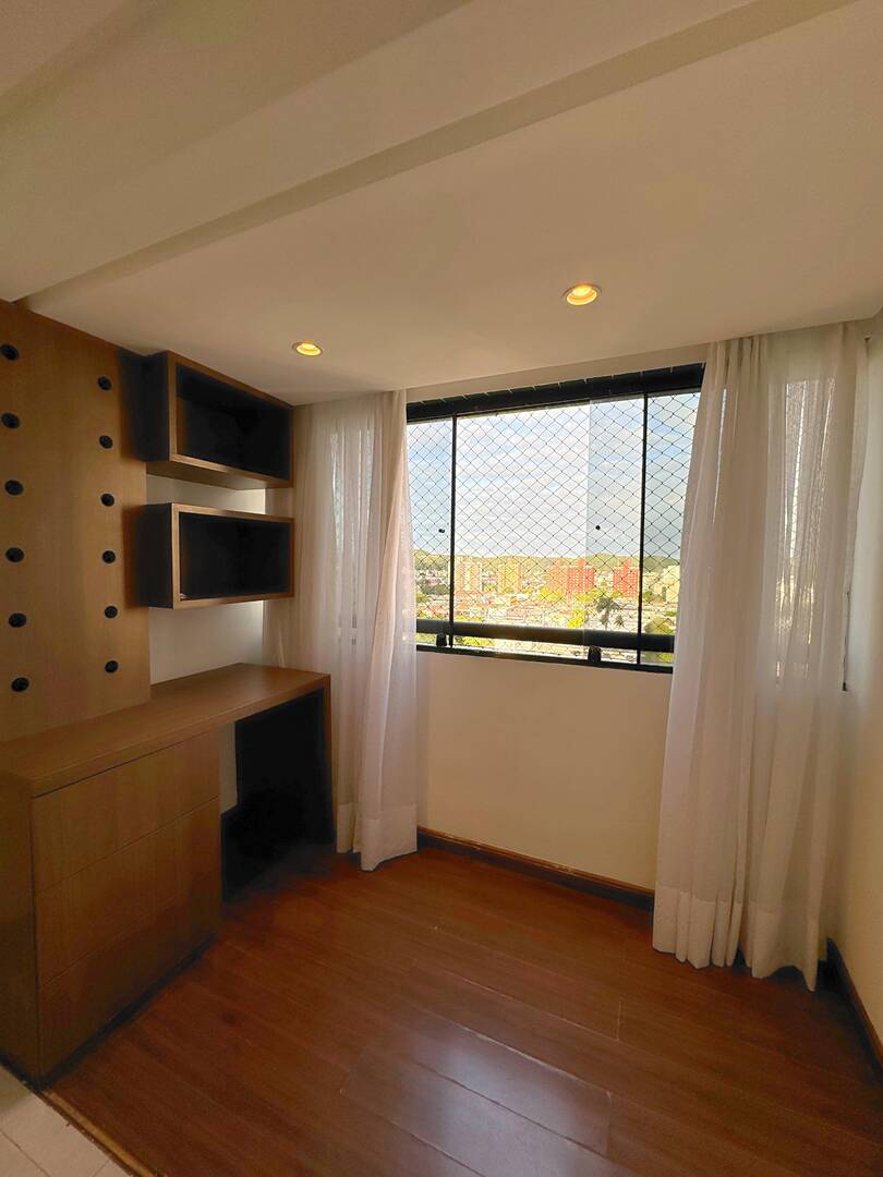 Apartamento à venda com 3 quartos, 92m² - Foto 4