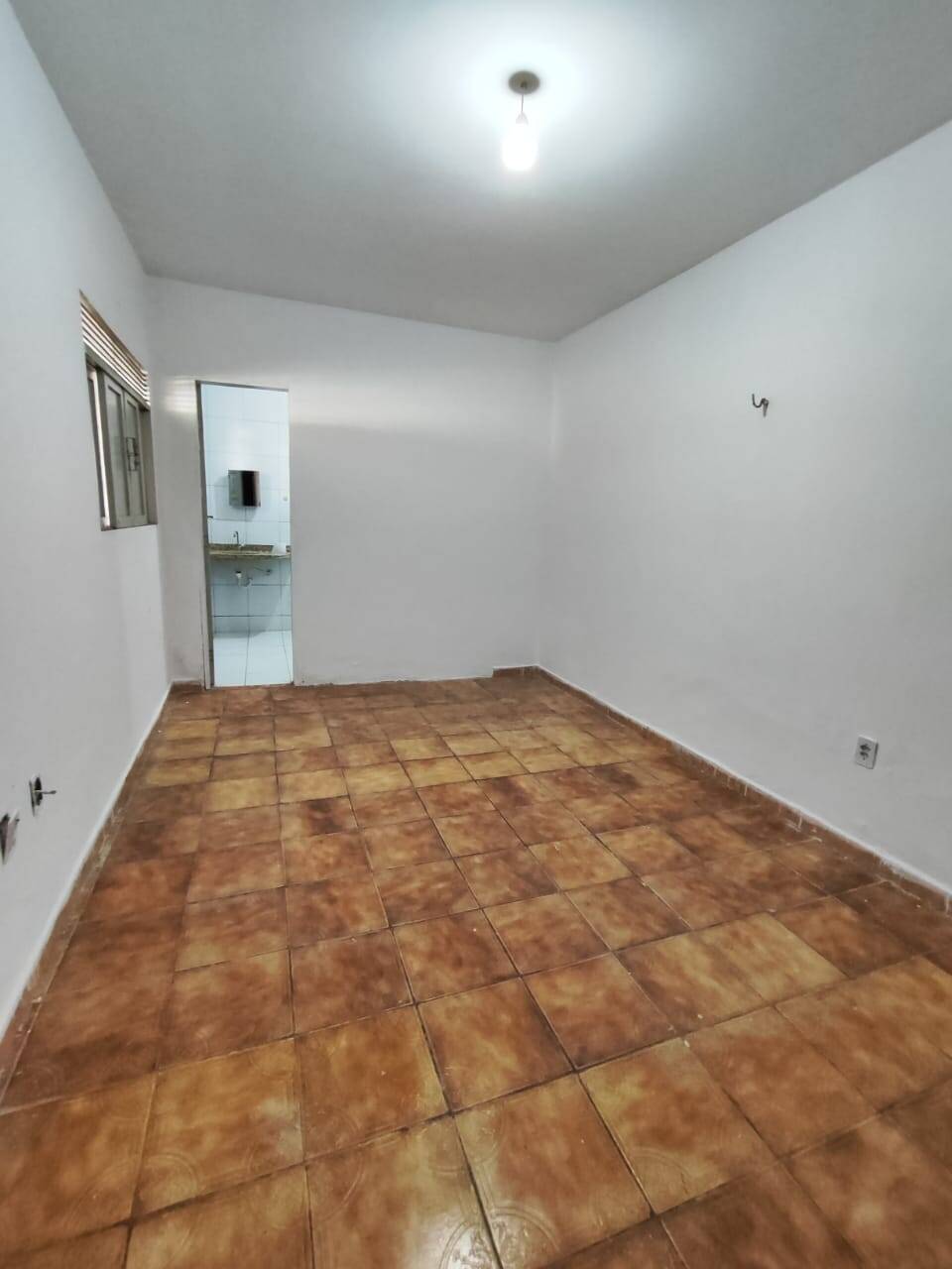 Casa à venda e aluguel com 3 quartos, 88m² - Foto 9