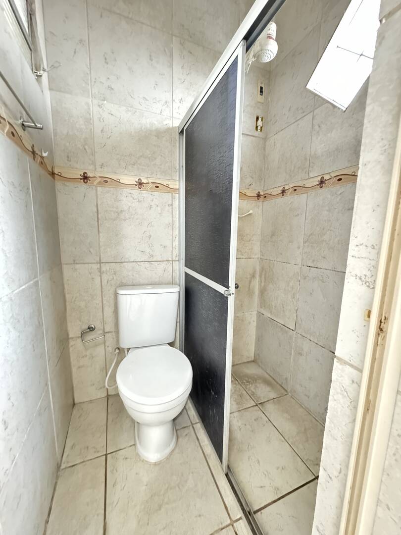 Casa à venda e aluguel com 4 quartos, 200m² - Foto 15