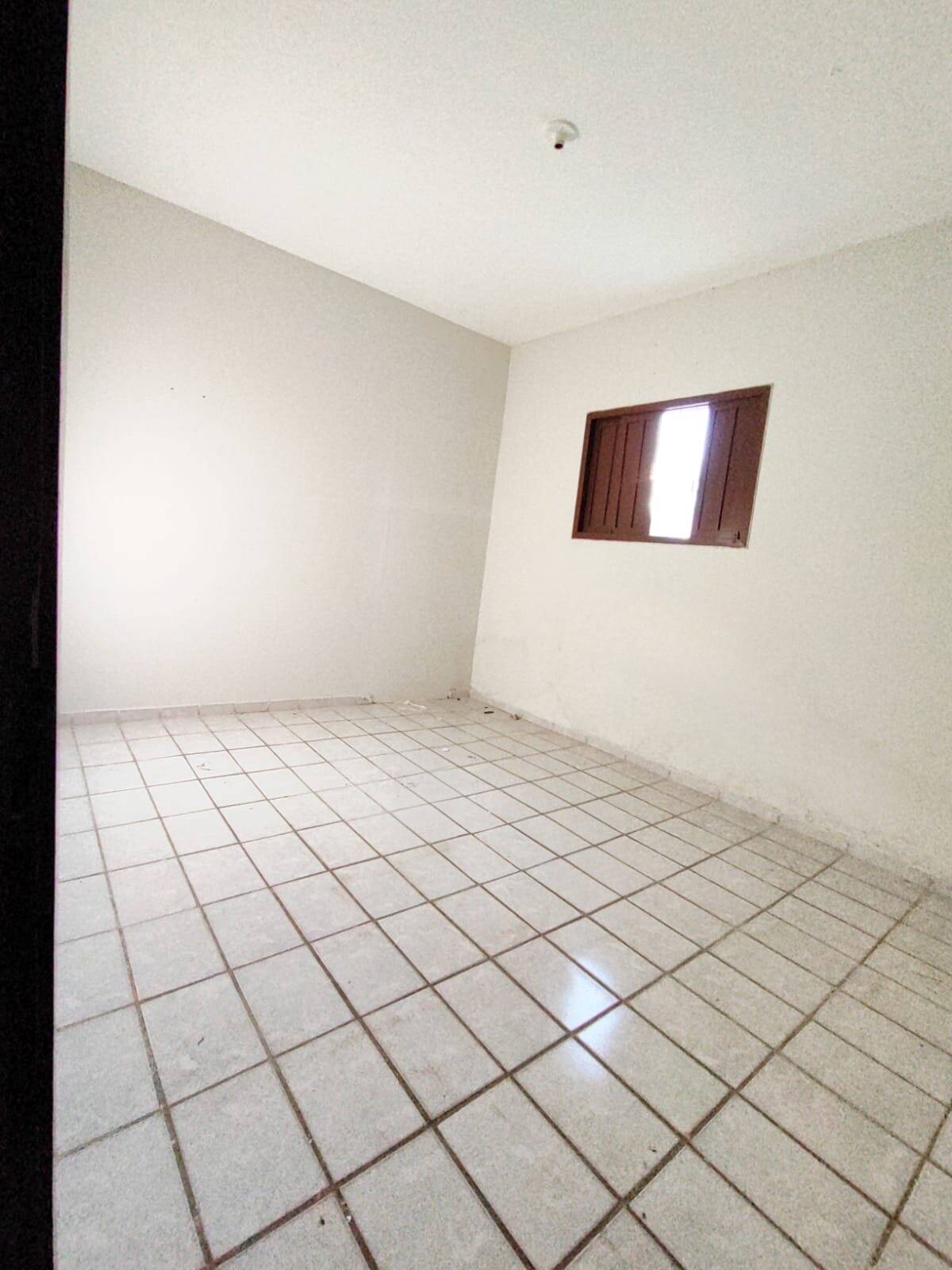 Casa para alugar com 3 quartos, 120m² - Foto 9