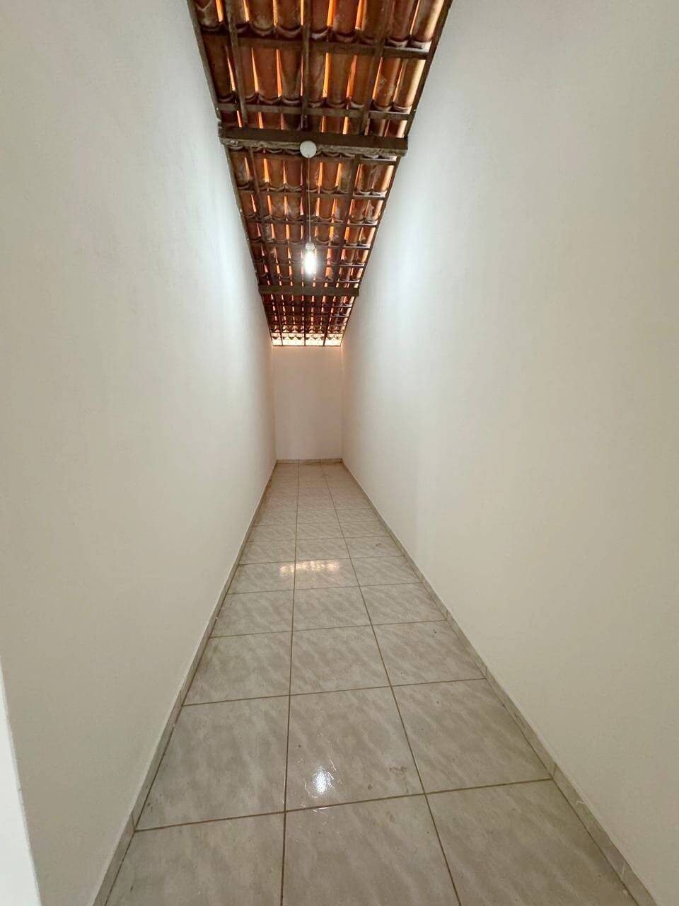 Casa à venda com 7 quartos, 280m² - Foto 8