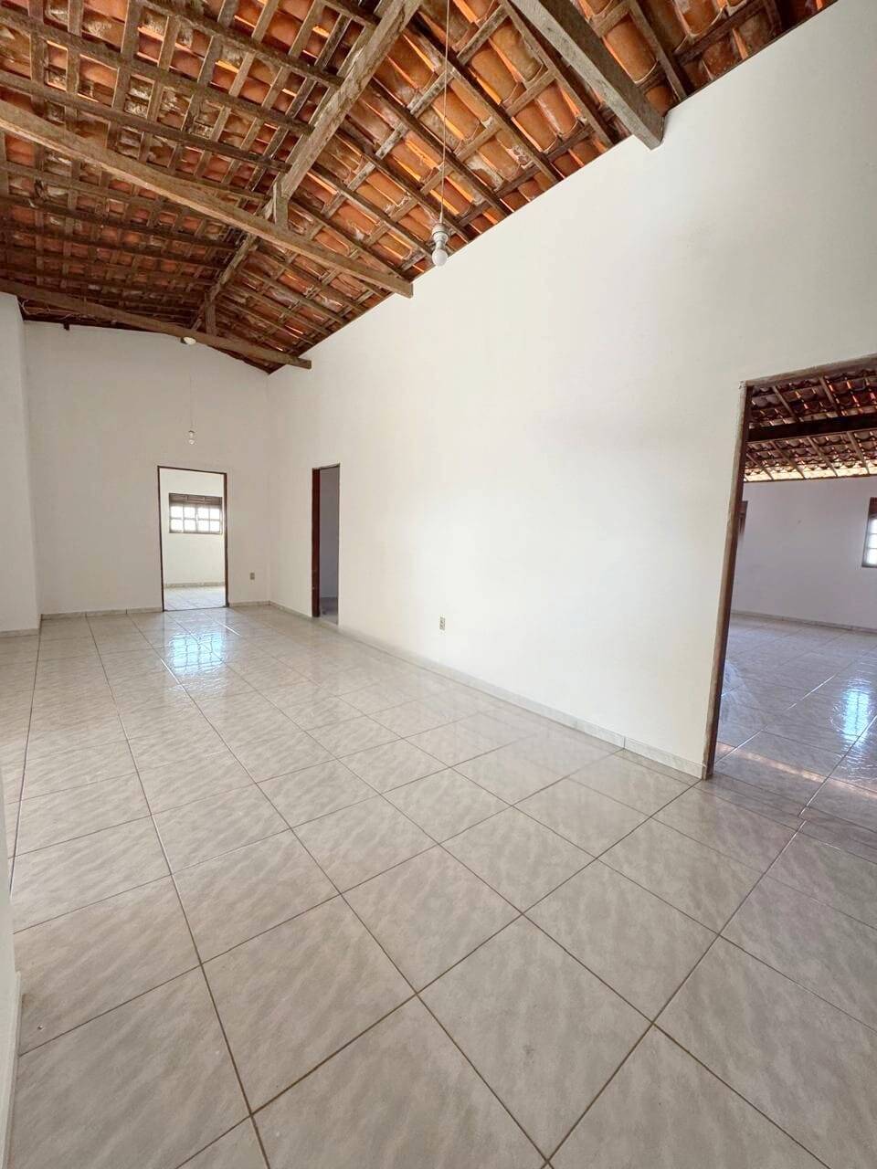 Casa à venda com 7 quartos, 280m² - Foto 13